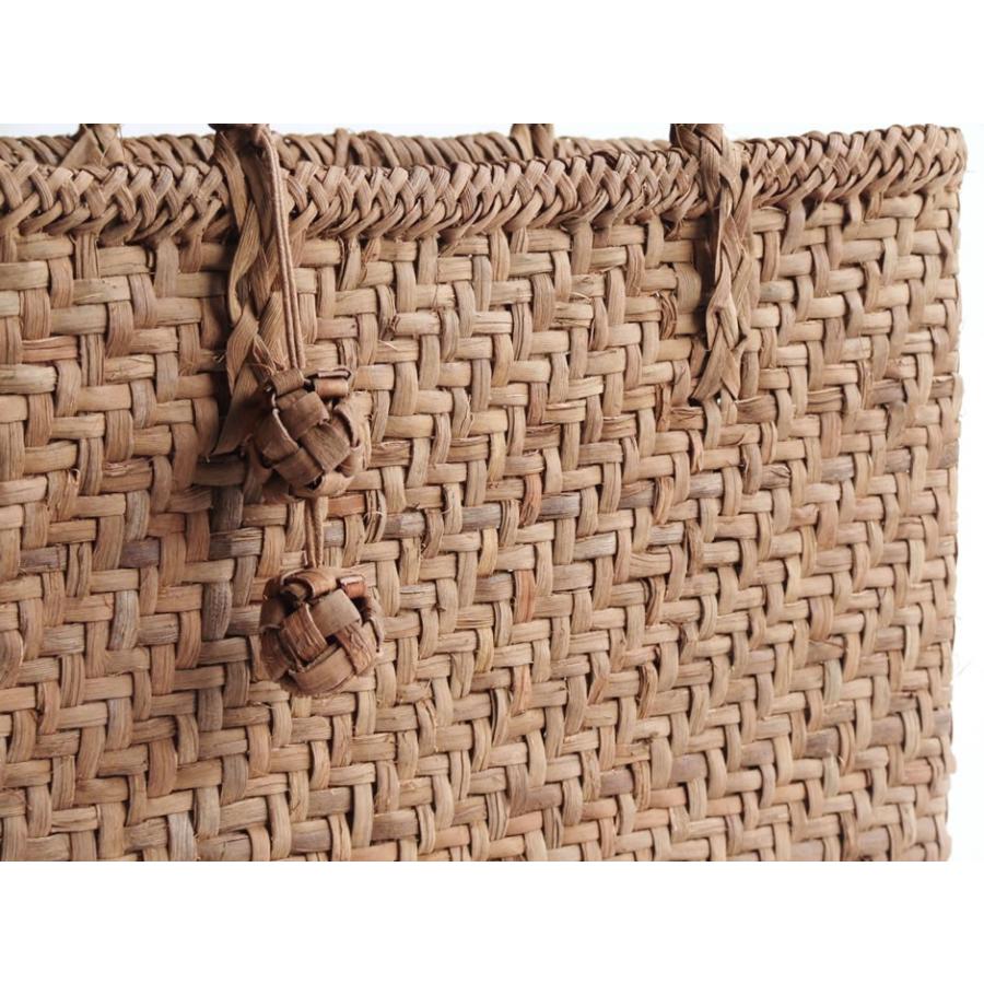 純国産 山葡萄かごバッグ 極細網代編み5mm チャーム付き : おまめ