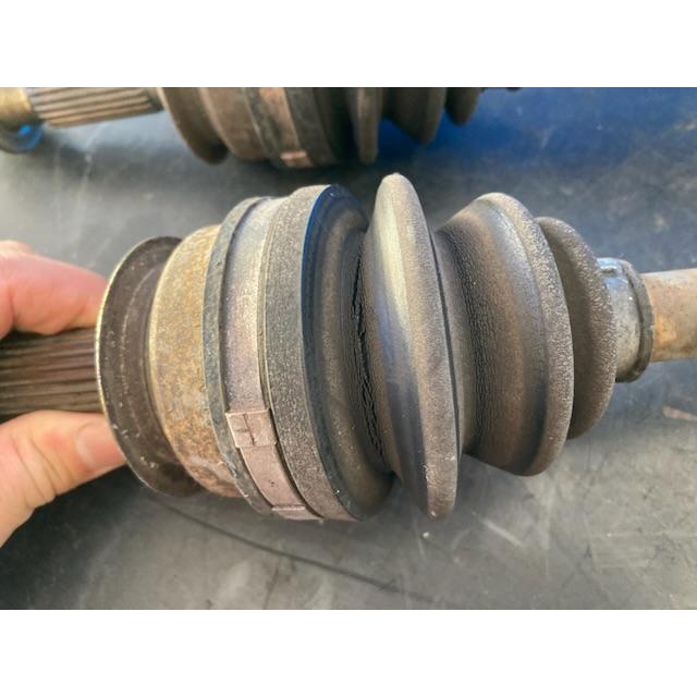 フロント ドライブ シャフト 左右 サンバー TT2 スバル 28321TC000 左