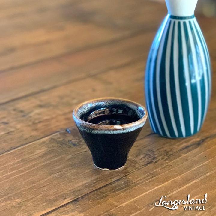 在庫限り 数量限定 手作り ロクロ 銅版 古物 おちょこ ぐい呑み 盃 黒