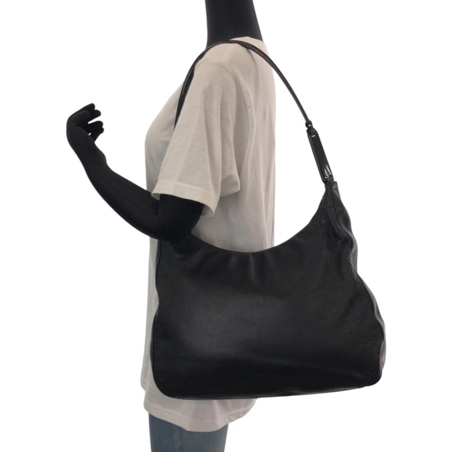 PRADA（プラダ） プラスチックハンドル ロゴ ブラック 黒 プラスチック