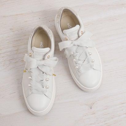 diana（プラスダイアナ） パールビジュー付きリボンスニーカー （白