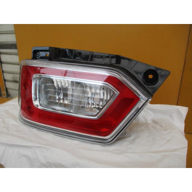 ワゴンR MH35S MH55S 純正テールレンズ左側 35670-63R01 ICHIKOH D205