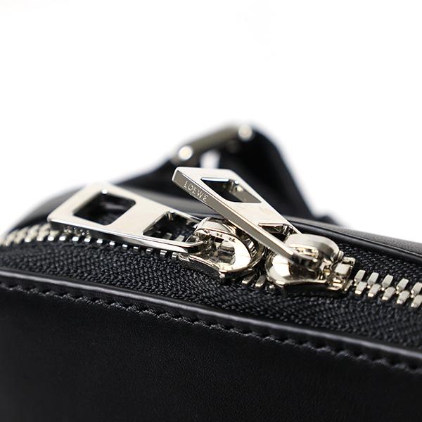 LOEWE（ロエベ） Vertical Crossbody Pocket ショルダーバッグ クロス