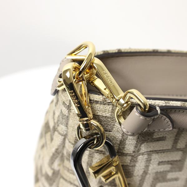 FENDI（フェンディ） O Lock Zip Shoulder Bag ハンドバッグ