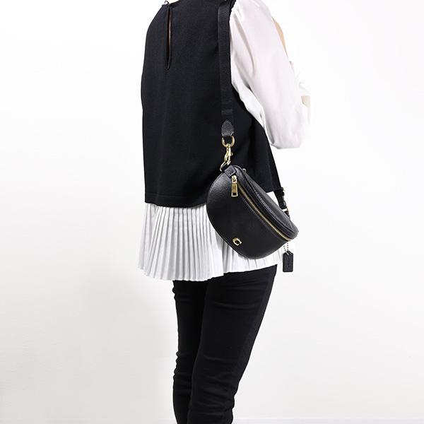 COACH（コーチ） Crossbady Bag ボディバッグ クロスボディ ベルト