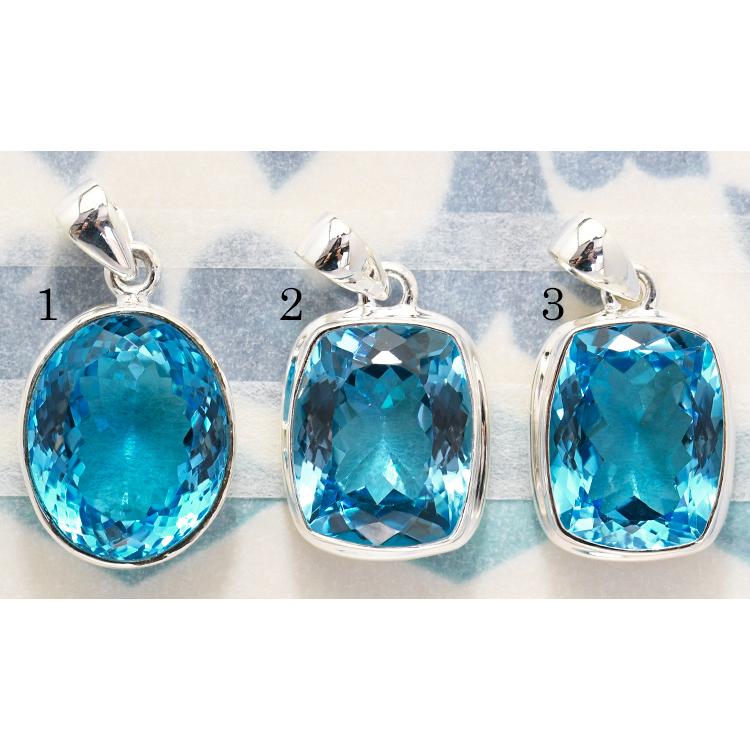 大粒 スイスブルートパーズ ペンダントトップ 深く美しい青が鮮烈に