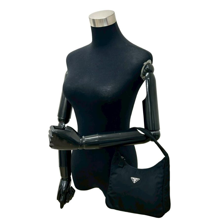 PRADA（プラダ） 極 美品 三角ロゴ プレート 金具 テスート ナイロン