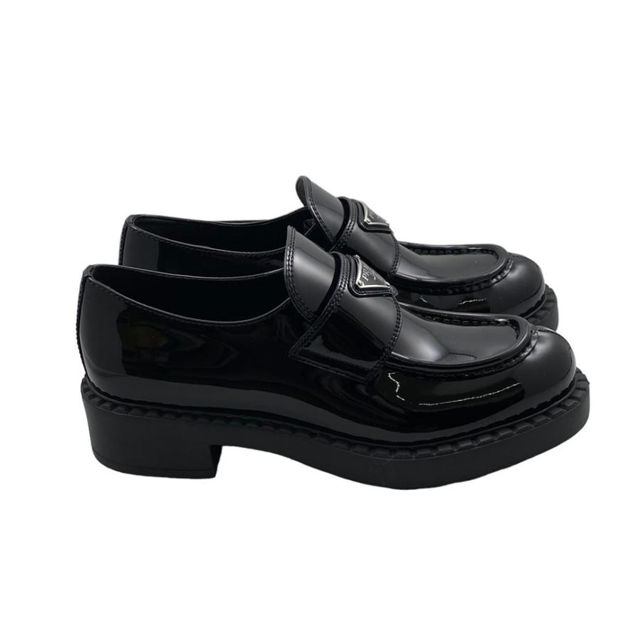 PRADA（プラダ） ローファー チョコレート パテントレザー ブラック