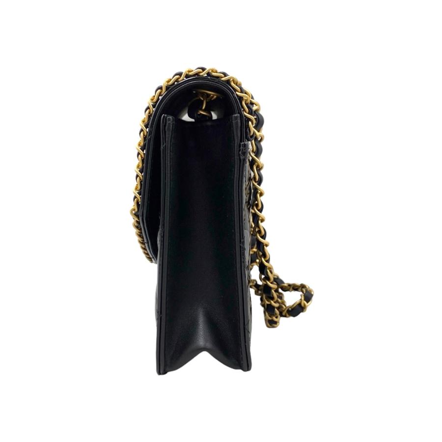 CHANEL（シャネル） ショルダーバッグ ハートチェーン AP4900