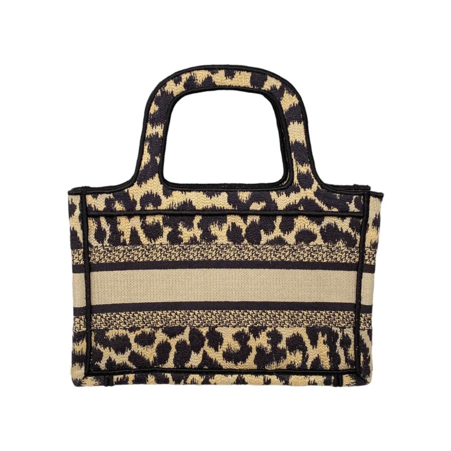 Christian Dior（クリスチャン・ディオール） ハンドバッグ ブック