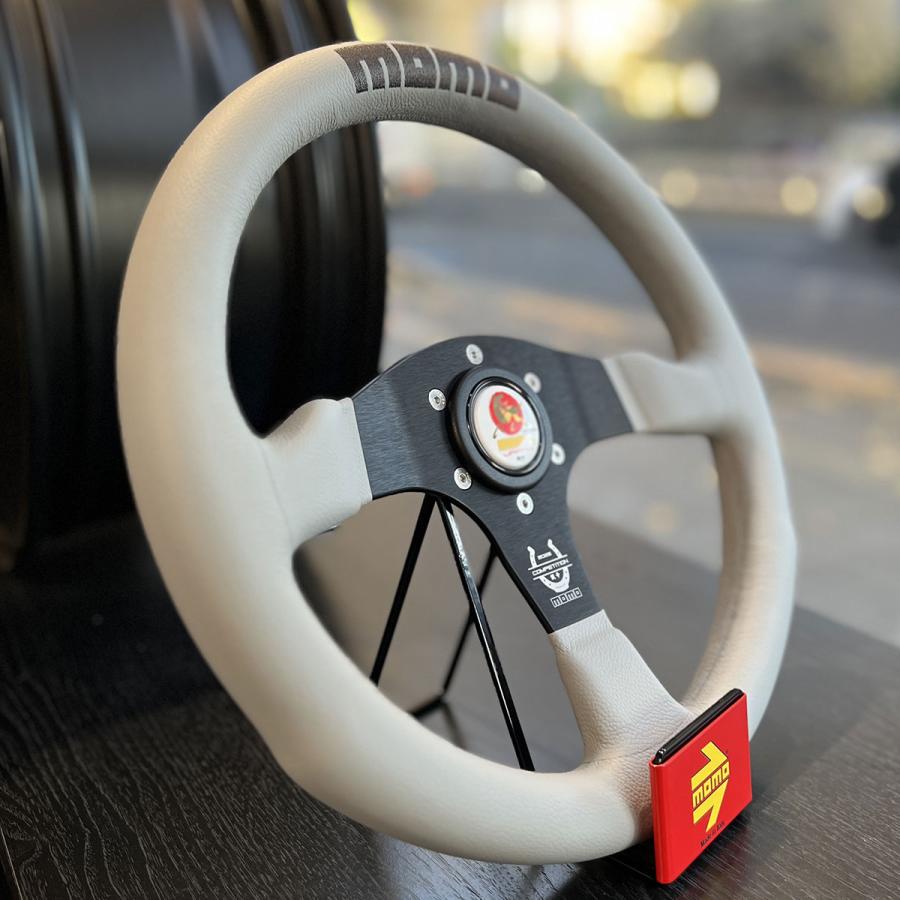 MOMO（モモ） ステアリング コンペティション350 ジャパン リミテッド