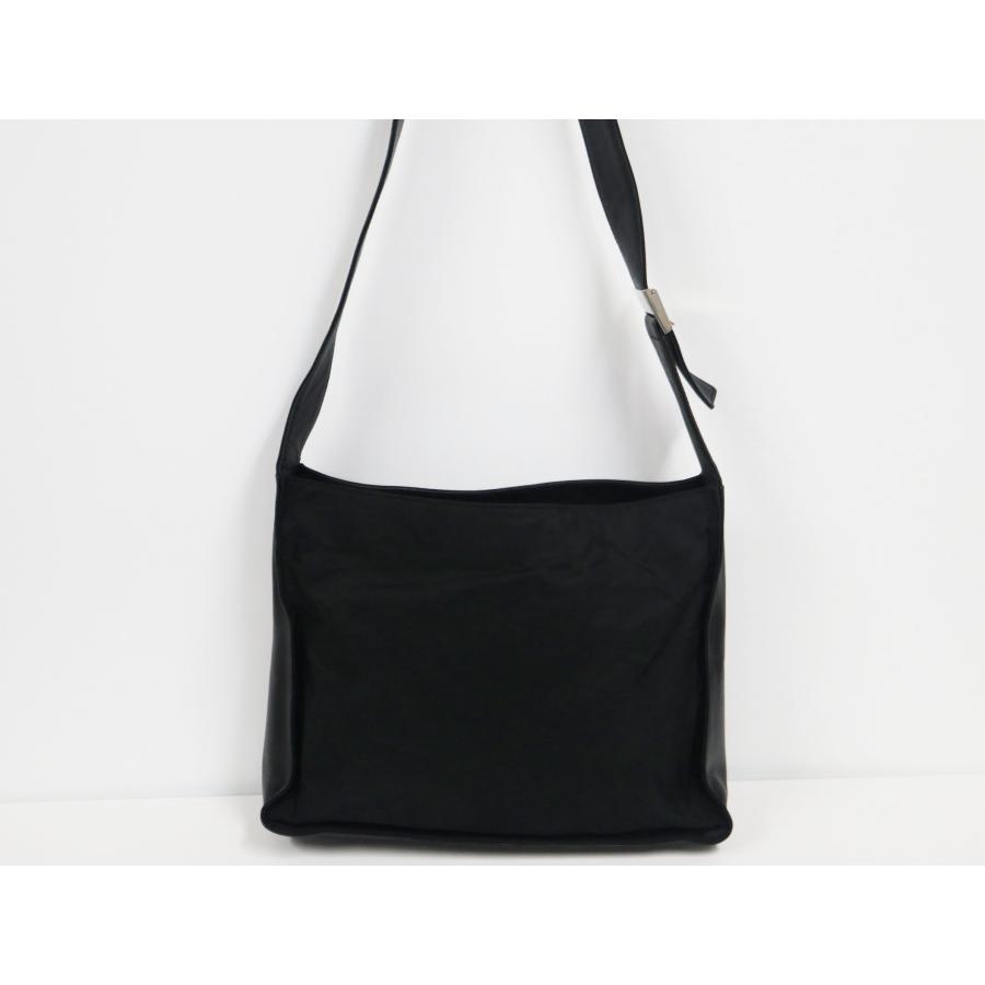 PRADA（プラダ） ナイロン レザー ショルダーバッグ B8549 三角ロゴ