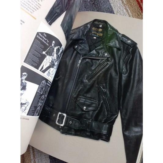 ショット/Schott 本 100th ANNIVERSARY BOOK : Magic-U - 通販 - Yahoo