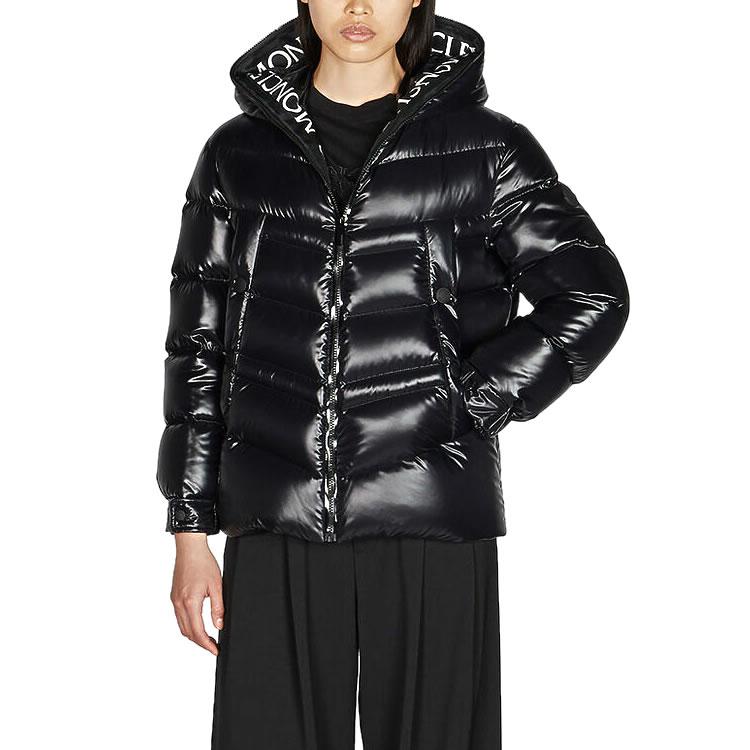 MONCLER（モンクレール） ダウン ダウンジャケット アウター クレール