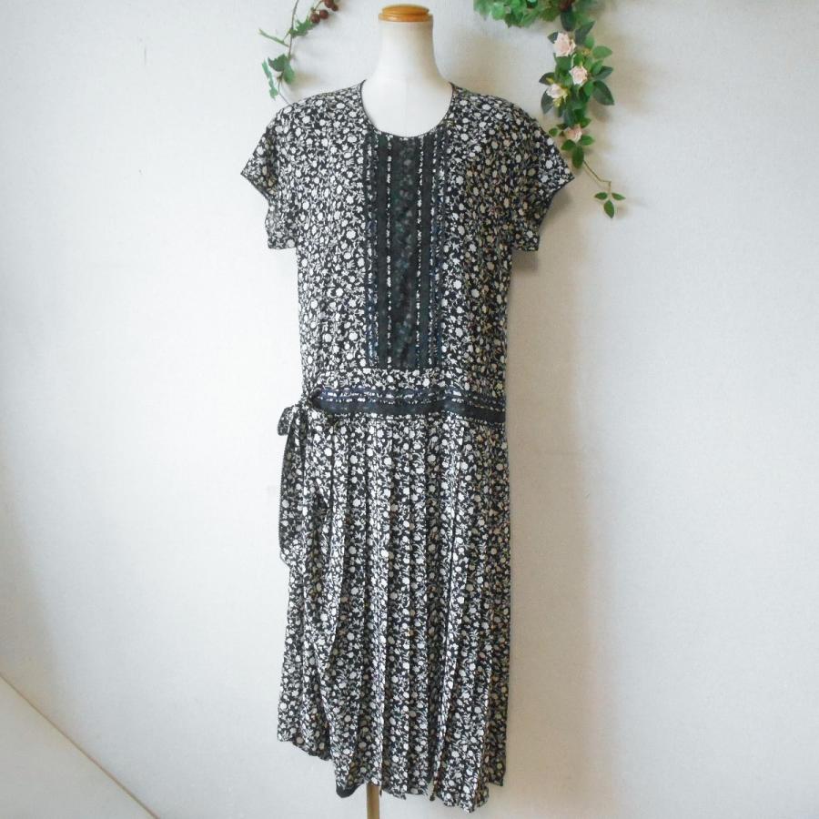 KANEKO ISAO（カネコイサオ） たくし上げ 付き プリーツ 使用