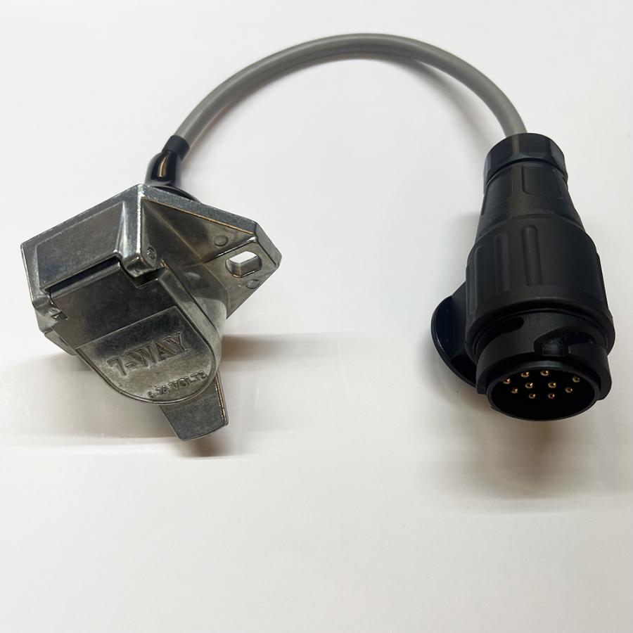 アメリカ(USA 7)−ヨーロッパ(EU 13)変換アダプター 車両側EU13pin