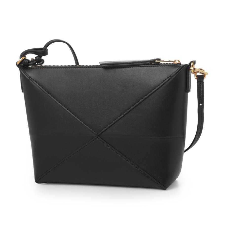 LOEWE（ロエベ） ショルダーバッグ 2WAY PUZZLE FOLD POUCH ブラック