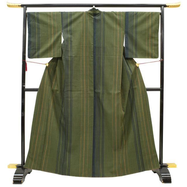 紬 袷 着物 手織り 鶯色 縞 正絹 絹 織り柄 つむぎ カジュアル 中古