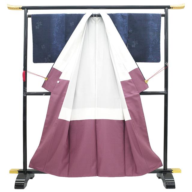 結城紬 着物 未使用 奥順 はたおり娘 正絹 80亀甲 ネイビー 紺 ブルー