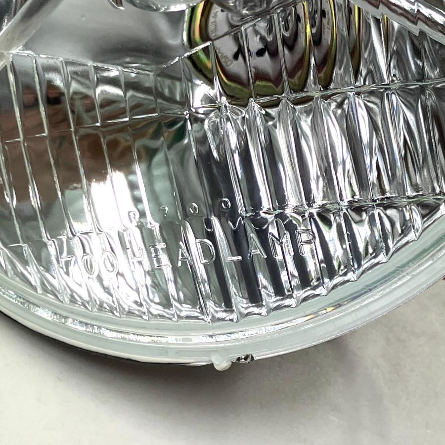 ハイクオリティー P700スリーポイントヘッドライトキット・シルバー