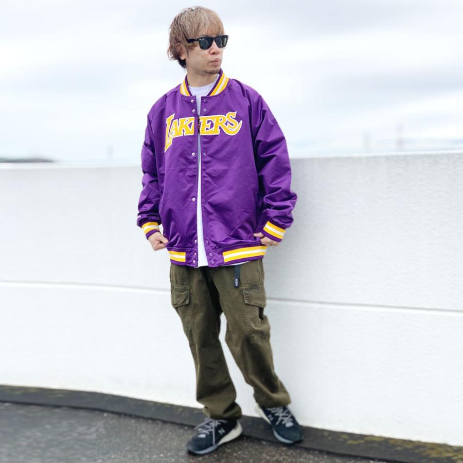 Mitchell&Ness（ミッチェルアンドネス） サテンジャケット スタジャン