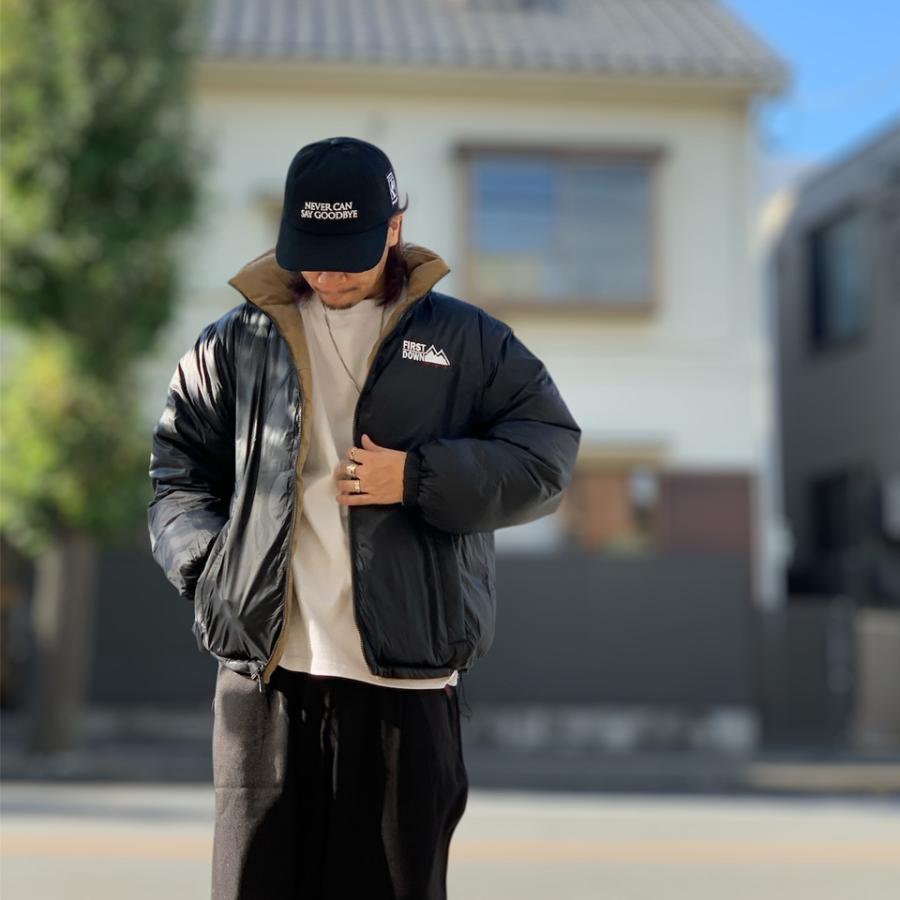 FIRST DOWN（ファーストダウン） リバーシブル ダウンジャケット