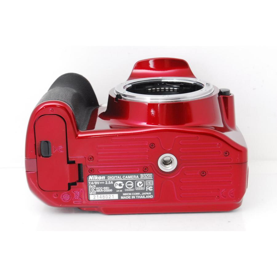D3000 Nikon ニコン D3200 レッド レンズキット ショット数8066回 : 山