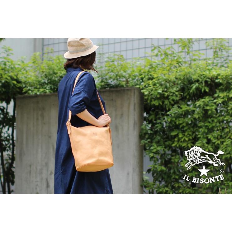 IL BISONTE（イルビゾンテ） バッグ ショルダーバッグ バケツレザー