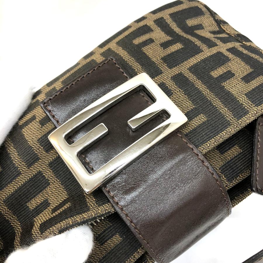 極美品 FENDI フェンディ アクセサリーポーチ ミニハンドバッグ 26723