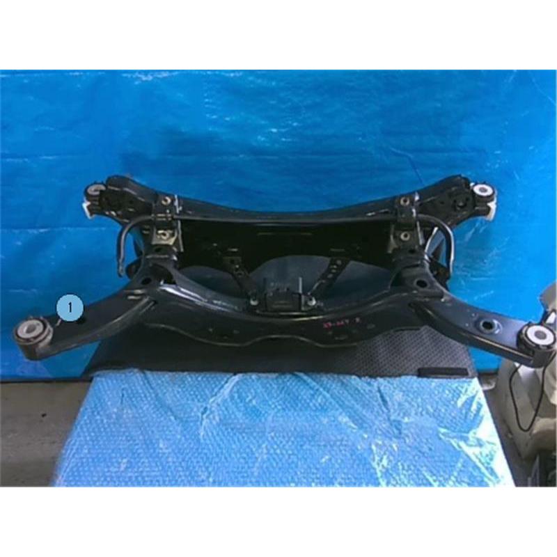 マツダ 純正 CX-8 《 KG2P 》 リアサスペンションクロスメンバ P61400