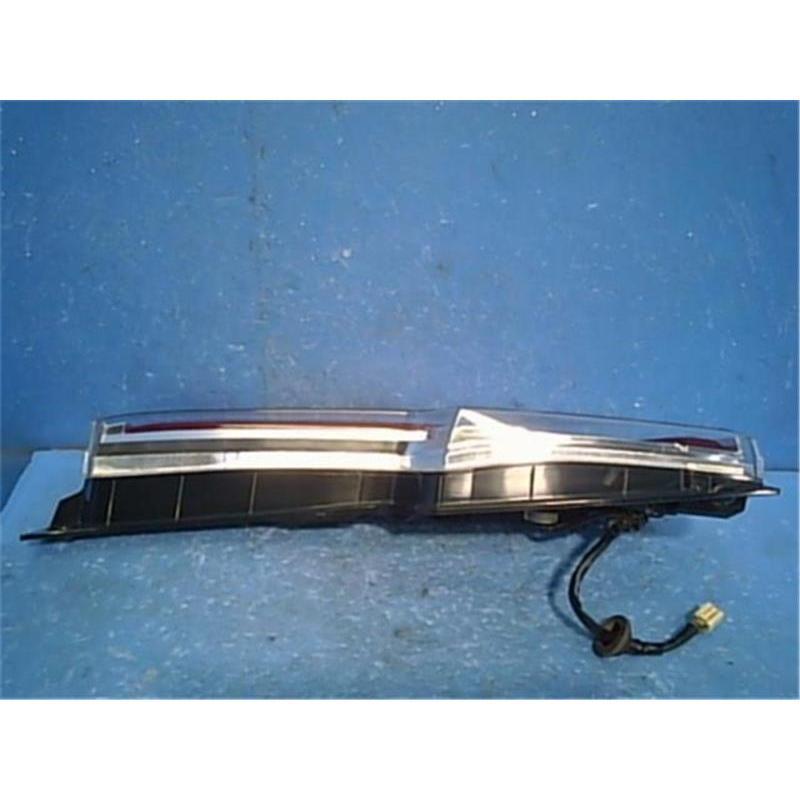 ダイハツ 純正 ムーブカスタム 《 LA150S 》 右テールランプ 81551