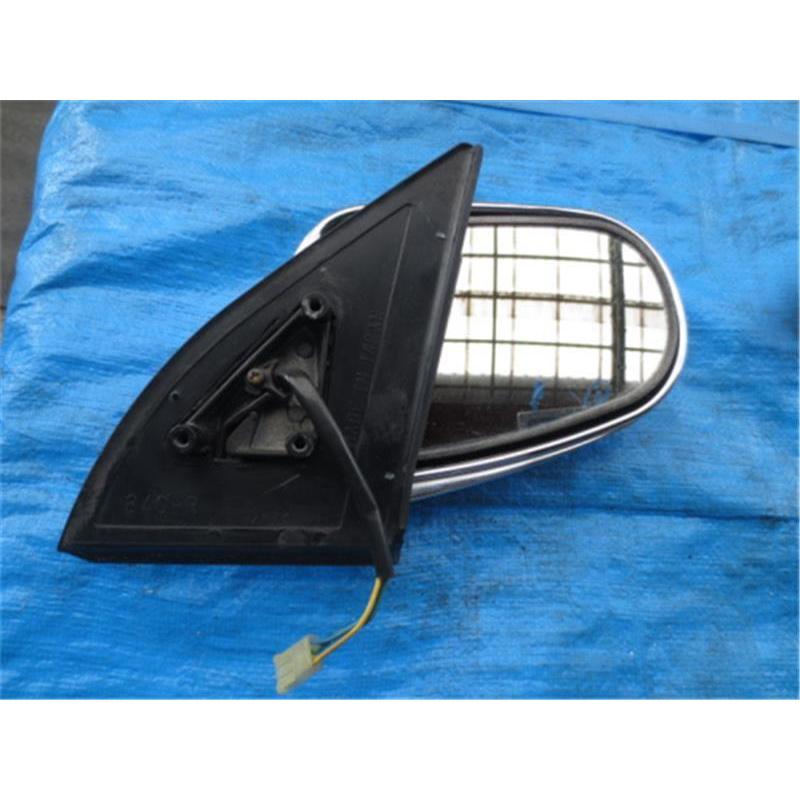 スバル 純正 ヴィヴィオ 《 KK3 》 右サイドミラー P61100-21001899