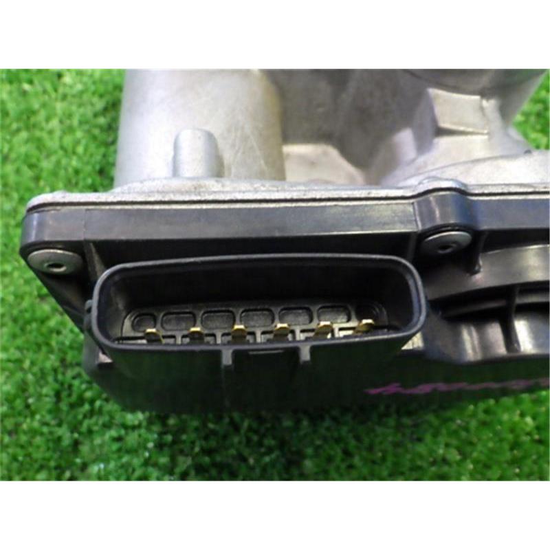 ダイハツ 純正 ハイゼット 《 S321V 》 スロットルボディー 22030