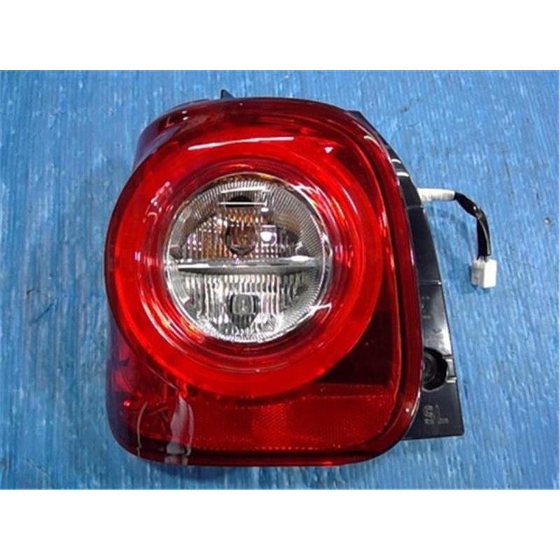 ダイハツ 純正 ムーヴキャンバス 《 LA860S 》 左テールランプ P81400
