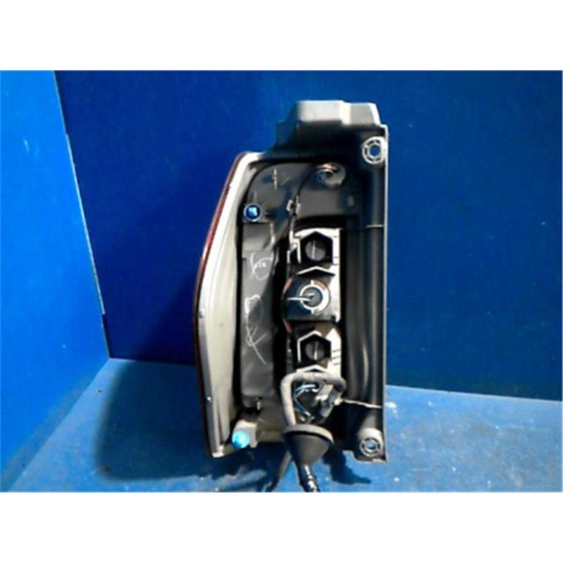 ダイハツ 純正 タント 《 LA600S 》 右テールランプ P81700-24008064