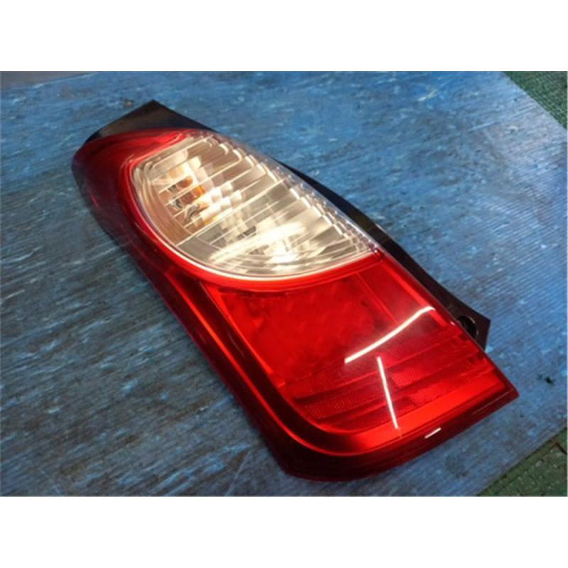 スズキ 純正 アルト 《 HA35S 》 左テールランプ 35670-64L10 P21800