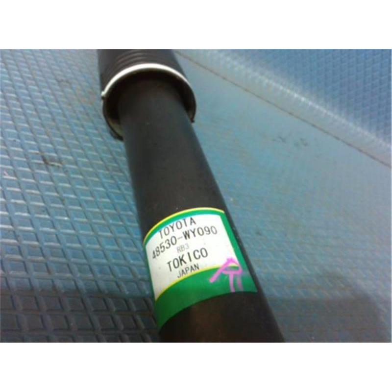 トヨタ 純正 プリウスアルファ 《 ZVW41W 》 右リアショック