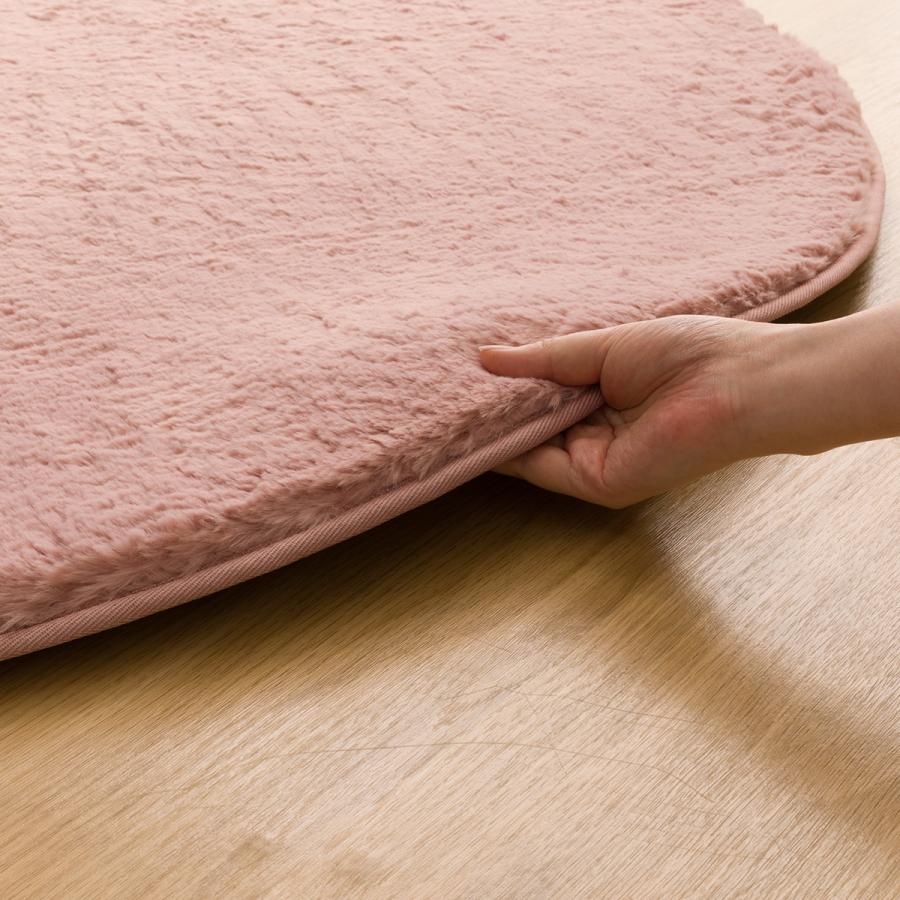 ニトリ（NITORI） ふんわり、なめらか上質な肌ざわりのラグ(ウサギラグ