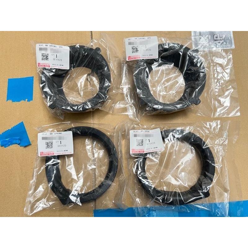☆ ダイハツ 純正 新品 L880K コペン リア スプリング シート アッパー