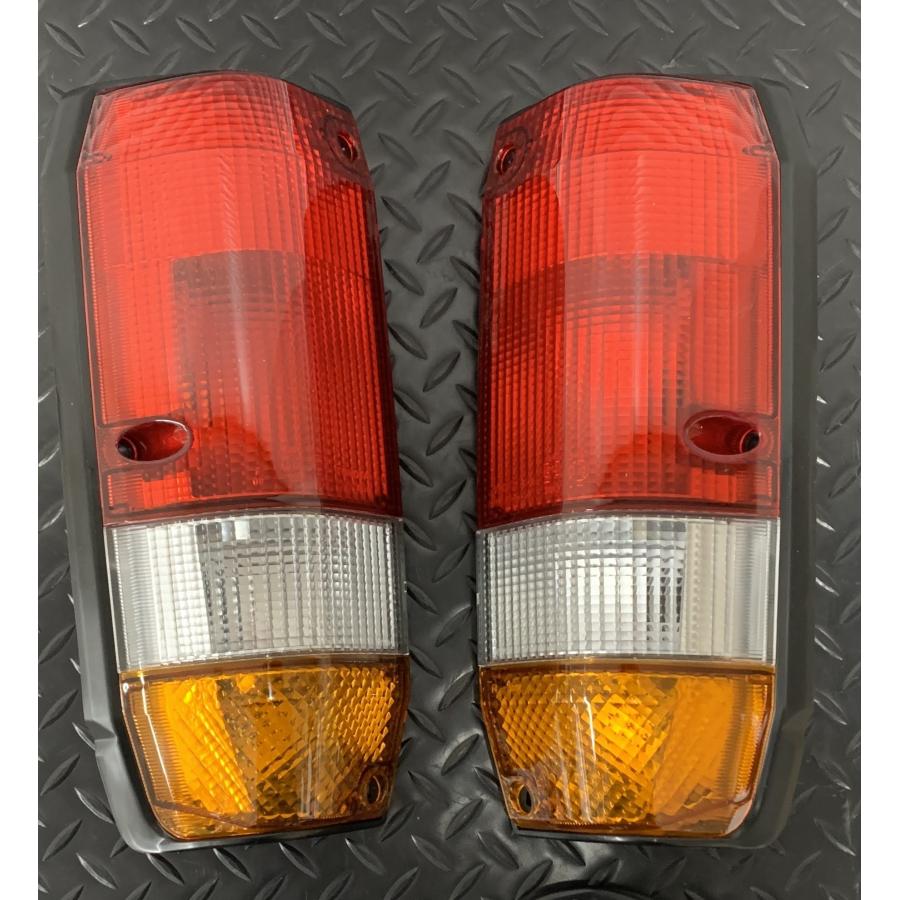 ☆ トヨタ 純正 新品 ランドクルーザー HZJ76 HZJ77 テールランプ
