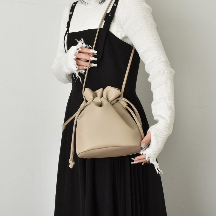 polka polka（ポルカポルカ） ショルダーバッグ レディース 革 軽い 斜