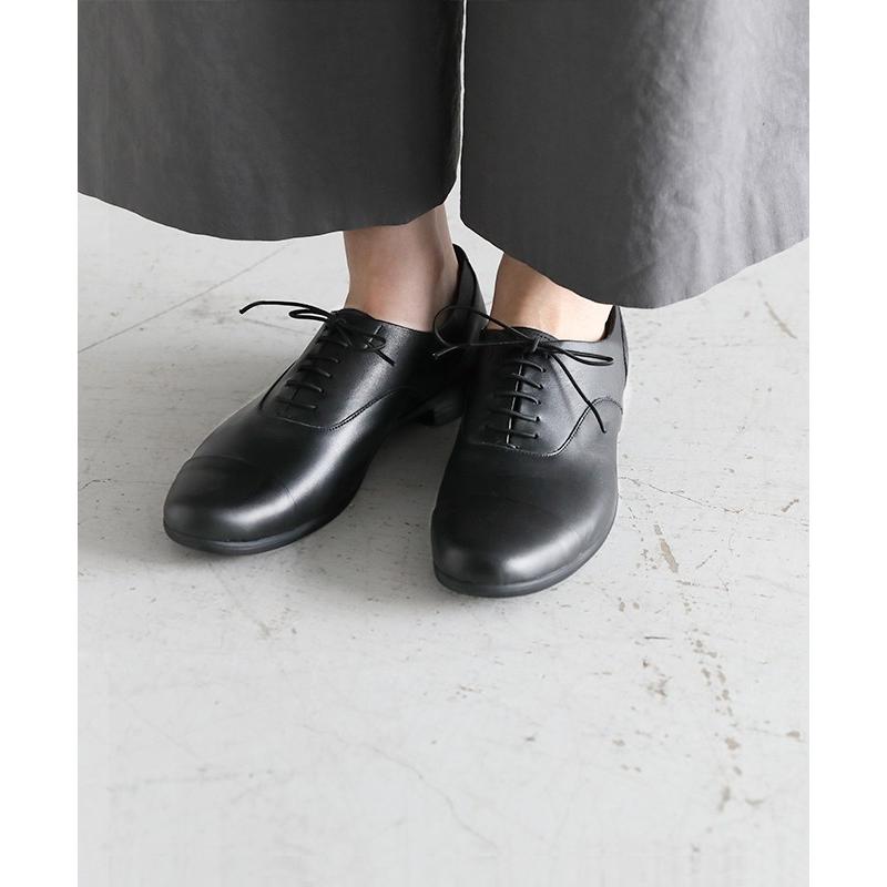 chausser（ショセ） トラベルシューズ ストレートチップ レザー