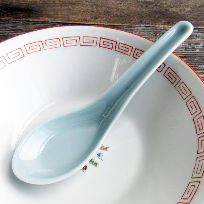 水色 レンゲ 18cm / 100円 ライトブルー 大き目サイズ 重さがある 柄が