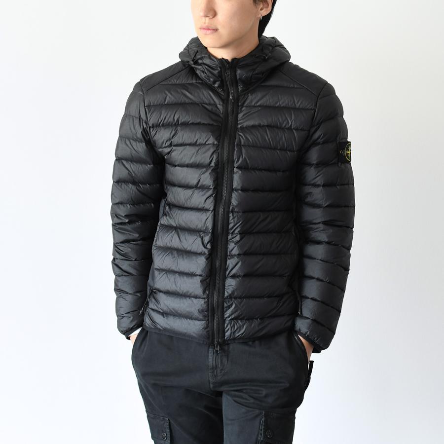 STONE ISLAND（ストーン アイランド） ダウン アウター ライトダウン