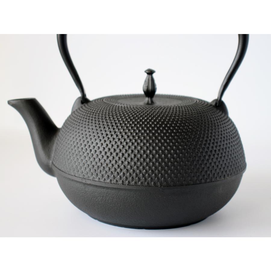 OIGEN 及源鋳造 鉄瓶 観月アラレ1.85L 787-673 : 雑貨のお店セレクト