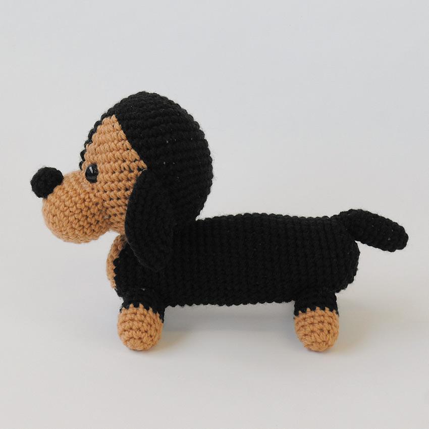 ハマナカ ミニチュアダックスフント H320-008-004｜あみぐるみ キット