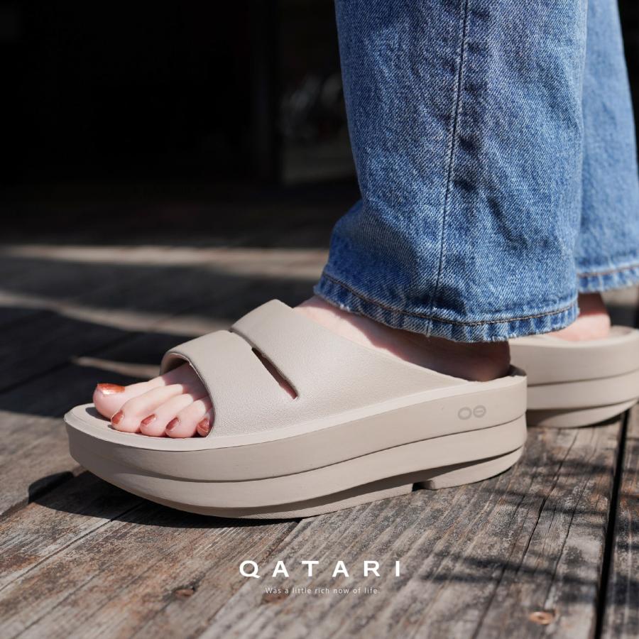 OOFOS（ウーフォス） サンダル 厚底 ウーメガ ウーアー ウーマン