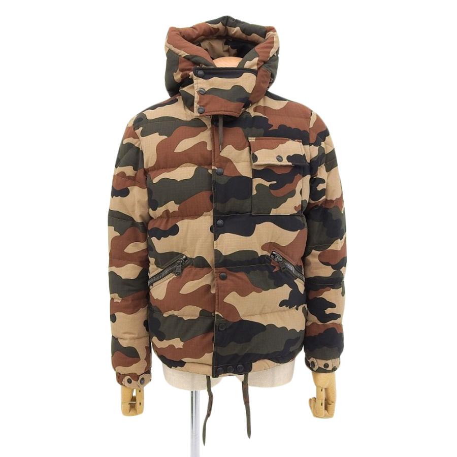MONCLER（モンクレール） カモフラ 迷彩 フード ダウンジャケット