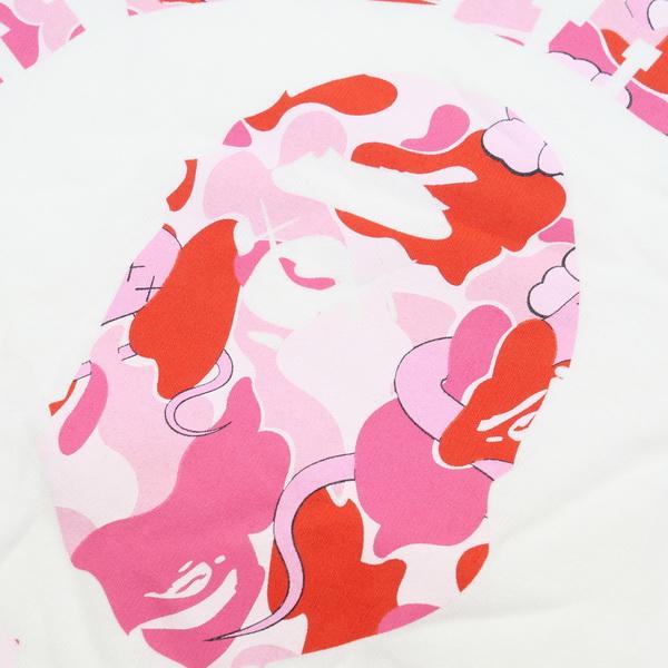 ア ベイシング エイプ A BATHING APE ×KAWS カウズ ABCサル迷彩柄