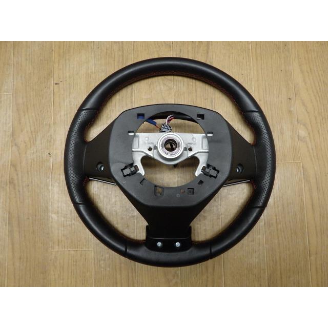 スイフト ZC32S ハンドル ステアリングホイール ZMT AL GS120-004470